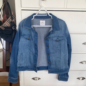 Vineyard Vines blue denim jacket